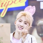 [펜타곤] <b>택이</b> 이모티콘