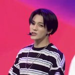[NCT즌] 아 제노 <b>뒷머리</b> 별 생각 없었는데 이제 알겠어