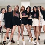 [댓글부탁해] <b>로제</b> 실물 짤 좀 줘봐 ㅜㅜ