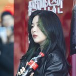 과하지 않고 <b>조화</b>로운 이목구비