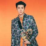 <b>세훈이</b> 이거 최근에 찍은건 아닌거같은데
