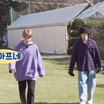 [방탄소년단] 전정국 들고있는 <b>슬리</b>펔ㅋㅋㅋㅋㅋㅋㅋㅋㅋㅋㅋ