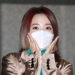 산다라박 눈가가 <b>촉촉</b>해.jpg