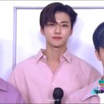 [NCT즌] 분홍색 <b>셔츠</b> 입힌사람 나와버ㅏ