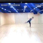 [방탄소년단] 우리 <b>민들레</b> 흩날리는거 볼 사람