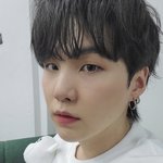 [방탄소년단] 김곰돌 품은 애옹<b>씨</b>....