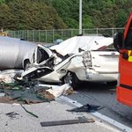 고속도로 화물차서 떨어진 쇳덩이 승합차 덮쳐…9세 <b>여아</b> 숨져