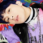 이번에 <b>이</b>마크 파란머리 개<b>잘</b>생기지않았냐