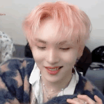 [펜타곤] 벽<b>반들</b>아 나 강형구 흑발에