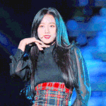 <b>이나은</b> 외모로 까는건 솔직히 억까다 판녀들