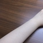 나 피부 하얘<b>보임</b>?