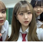 두팔이 이 머리색은 뭐야?