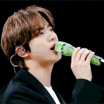 김석진 <b>연두색</b> 마이크 개이뻐