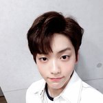 [TXT] 진짜 <b>수빈이</b> 셀카 실력 늘었다