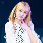 우중충한 날에도 <b>마냥</b> 밝은 女돌