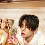 투바투 이번 <b>컨포</b> 잡지 화보 같다