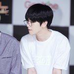 울백현<b>강</b><b>쥐</b>