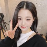 장원영 얼굴 왤케 <b>작음</b>