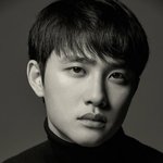 나이거 도경수 오늘부터 <b>인물화</b>로 그려볼게