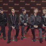 [방탄소년단] 넬보드 무대의상 이건거 같은데