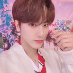 [더보이즈] ((이거 포카였으면 시세 <b>집</b> <b>한</b> 채‼️))