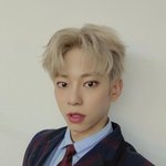 기본<b>캠</b> 셀카 찍는 연습하는 남돌