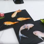 생동감이 넘치는 <b>스시</b> 요리