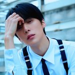<b>이민혁</b>..