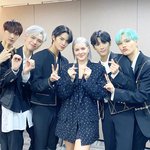 <b>앤마리</b> 얼굴 조카 작다