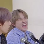 [NCT즌] 우리 쫑철이 <b>호탕</b>하게 웃는거 볼 사람