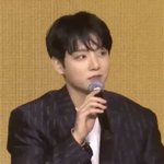 전정국 근데 볼이 왜이리 빵빵하냐