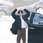 [EXO] 2시간 뒤 토끼 생일이야 이<b>뇬들</b>아