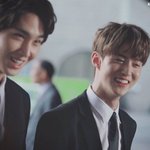 [펜타곤] 쌍<b>원즈</b> 저 날 자체가 걍