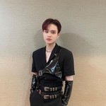 [이대휘] 블랙<b>의상</b> 잘어울려