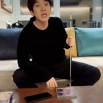 이 분은 방에 틀어박혀서 게임만 하는 워커<b>홀릭</b>