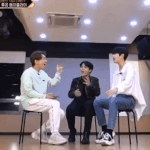 <b>습관</b>적으로 일어나는 형과 형 따라서 일어나는 동생들