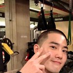 악 준면이 사진떴어 오늘!!!