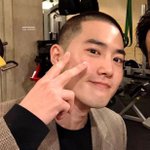 와 <b>수호</b> 사람이냐? 빡빡머리가 뭐 이래..