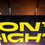 [EXO] 근데 우주선 되게 <b>흠집</b> 많이 난듯