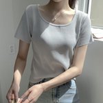 [댓글부탁해] 이 <b>상의</b> 사면 뭐랑 입어야 해?