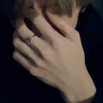 손이못생겨서 너무ᆞㄴ무슬프다