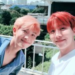 <b>호석</b>이와 맛난거 먹으러왔어요 아미