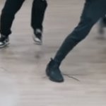[NCT즌] 아니 지송이 신발끈 <b>풀림</b>ㅋㅋㅋㅋㅋ