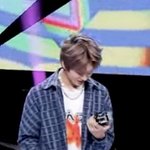 [NCT즌] 오늘도 그렇고 지성이 계속 트로피 보잖아
