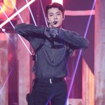 세훈이 근육 드러나는 옷 입었으면 좋겠다