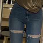 다리만 보면 어떰 ??