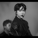 수호 헉 소리가 <b>자동</b>으로 나오는 사진 좀