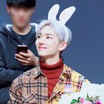 [펜타곤] 형구는 진짜 파스텔색이 잘받는듯