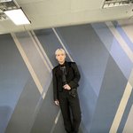 <b>인성</b>씨 앞머리 무슨일이야...