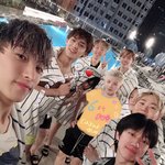 [세븐틴] 뭔대뭔데뭔데뭔데 어느 집 아들이 이리 잘생겻